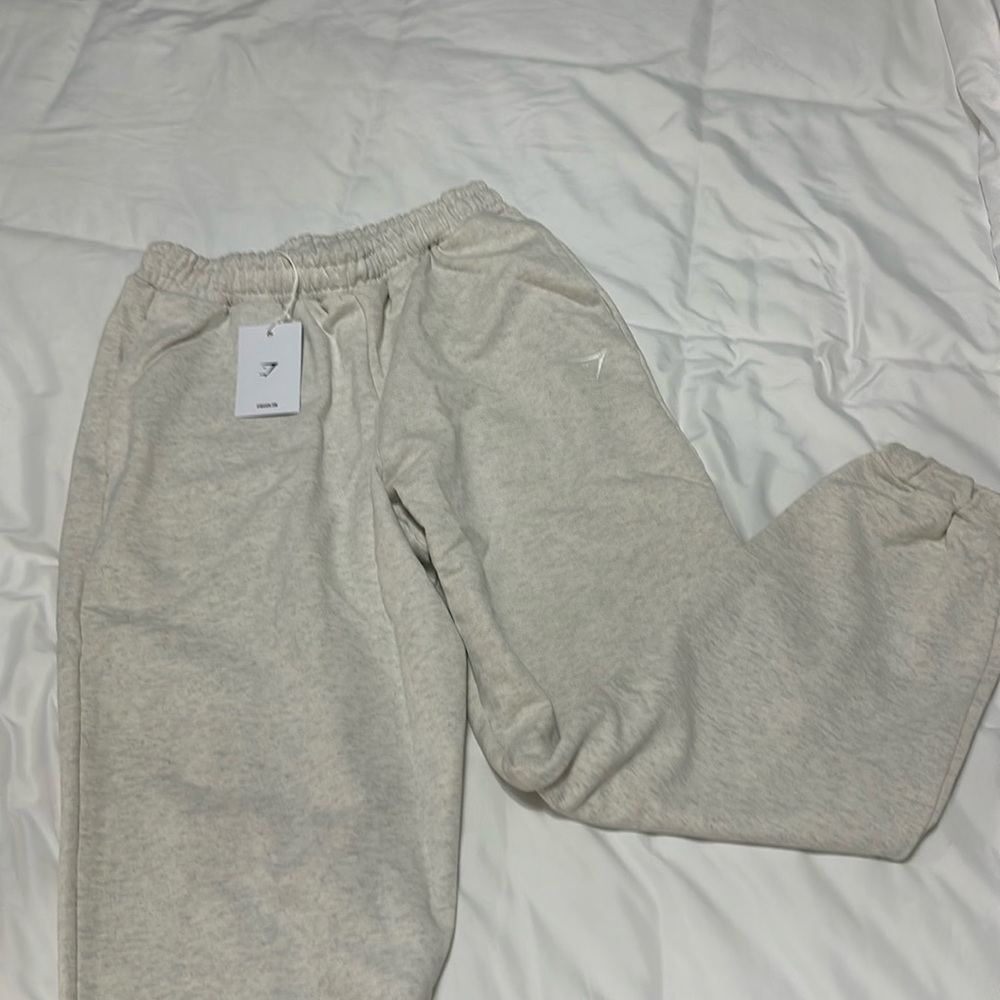 Gym shark jogger